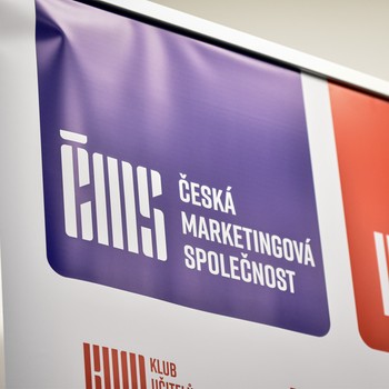esk marketingov spolenost - Marketing a komunikace: Inovace a trendy ve vuce na vysokch kolch