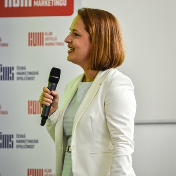 esk marketingov spolenost - Marketing a komunikace: Inovace a trendy ve vuce na vysokch kolch