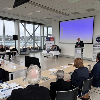 �esk� marketingov� spole�nost - Vzd�l�vac� projekty �esk� marketingov� spole�nosti