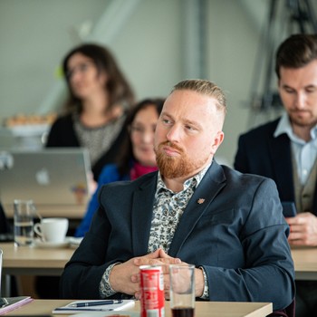 �esk� marketingov� spole�nost - Vzd�l�vac� projekty �esk� marketingov� spole�nosti