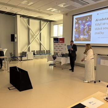 �esk� marketingov� spole�nost - Vzd�l�vac� projekty �esk� marketingov� spole�nosti